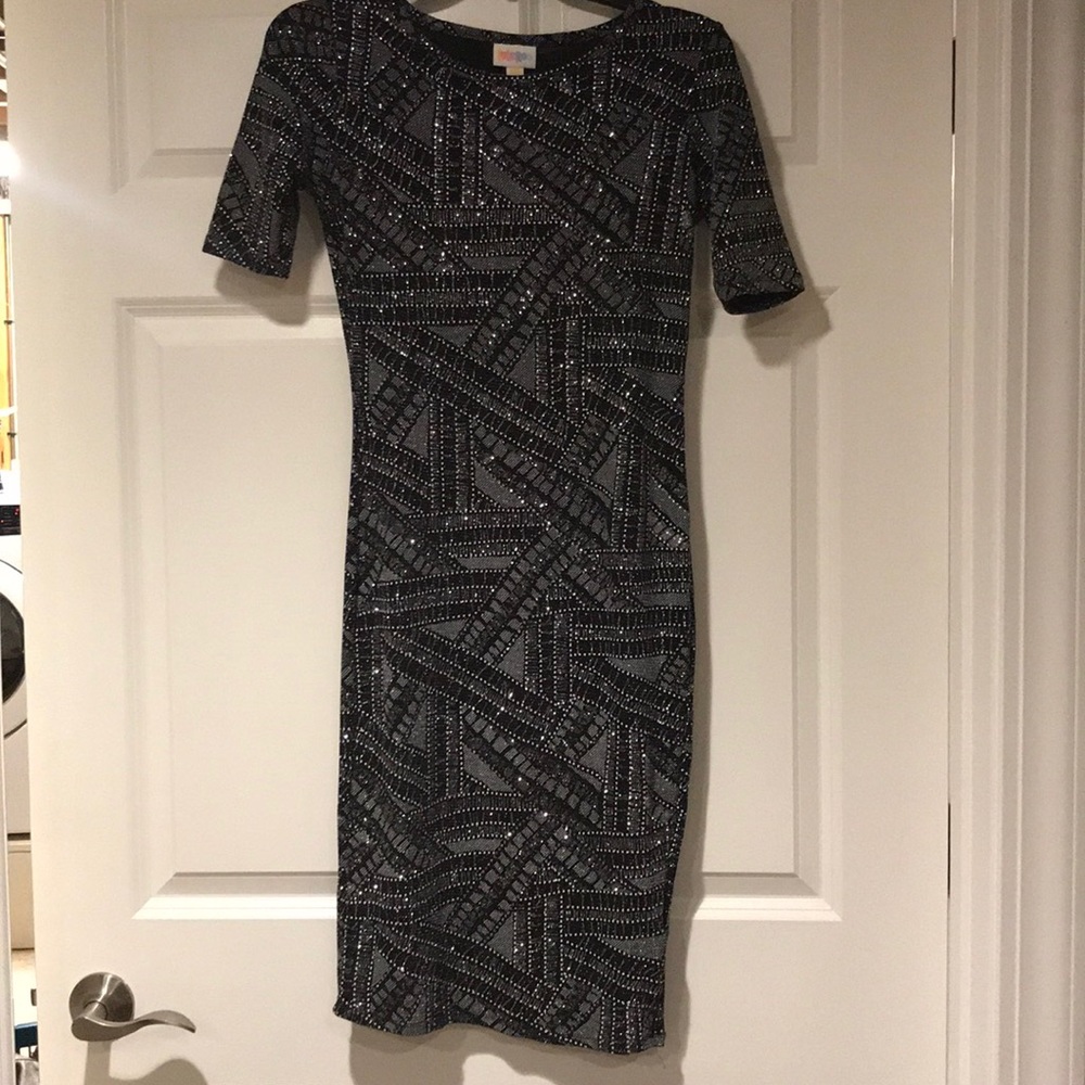 Black and glitter dress!